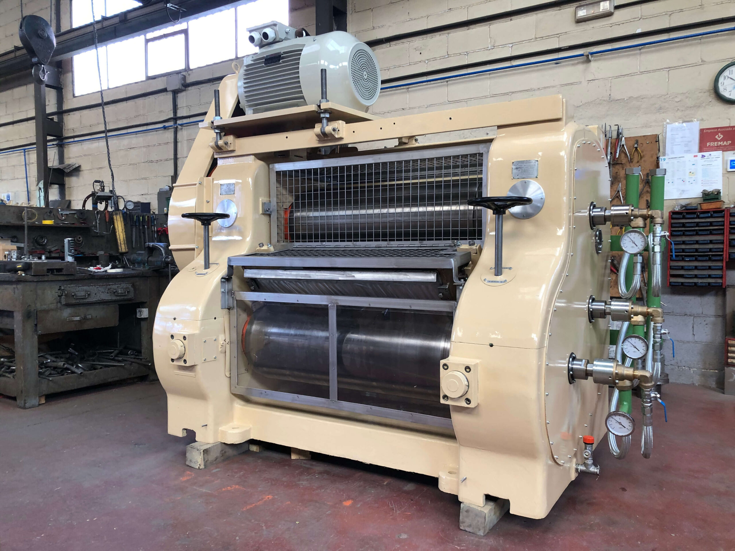 Proceso de reacondicionamiento - Laminadora para jabón sólido RM-300/3 - Fin de proceso