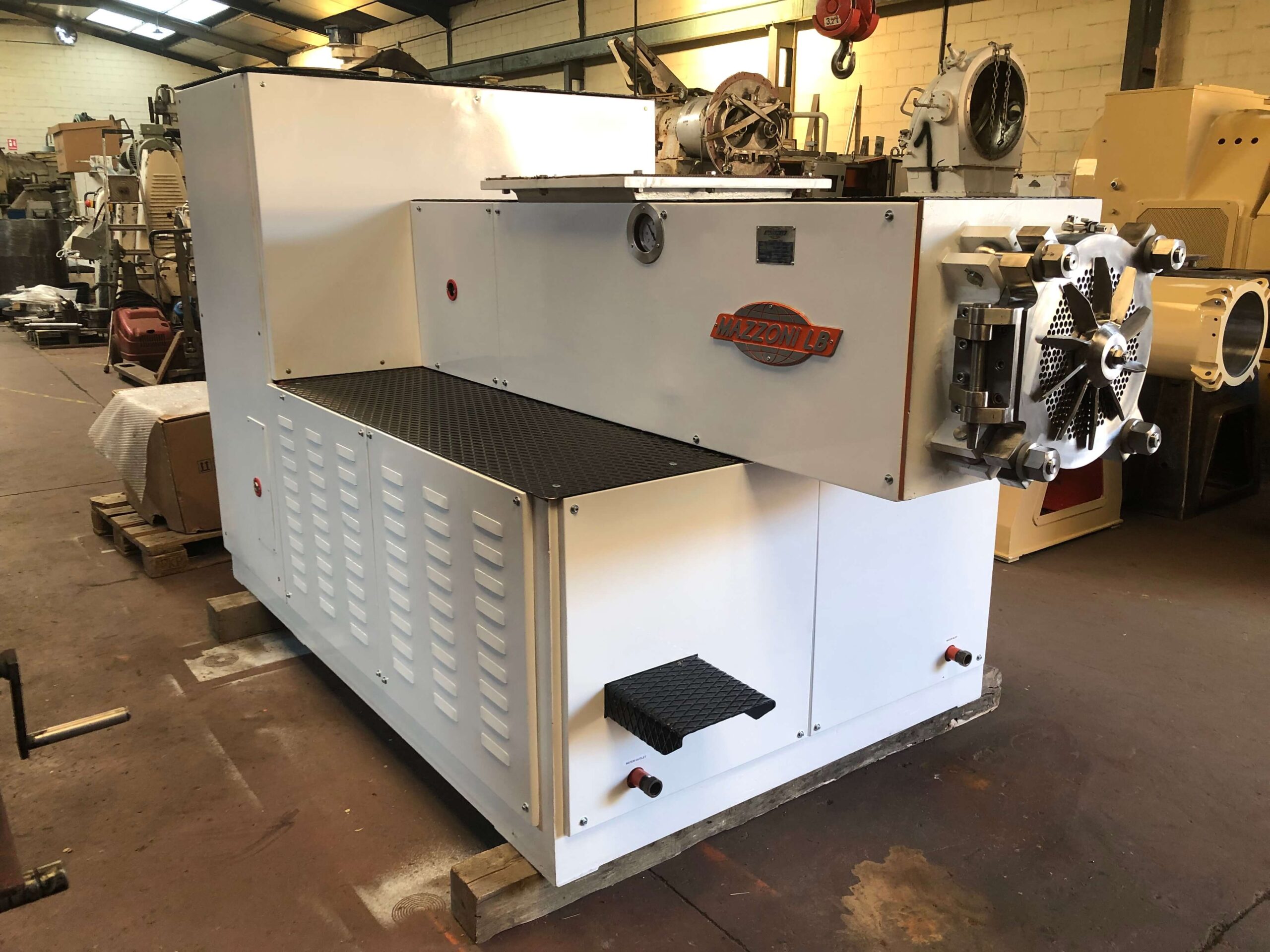 Refinadora M-300/1500 - Mazzoni - Proceso de reacondicionamiento - Etapa final